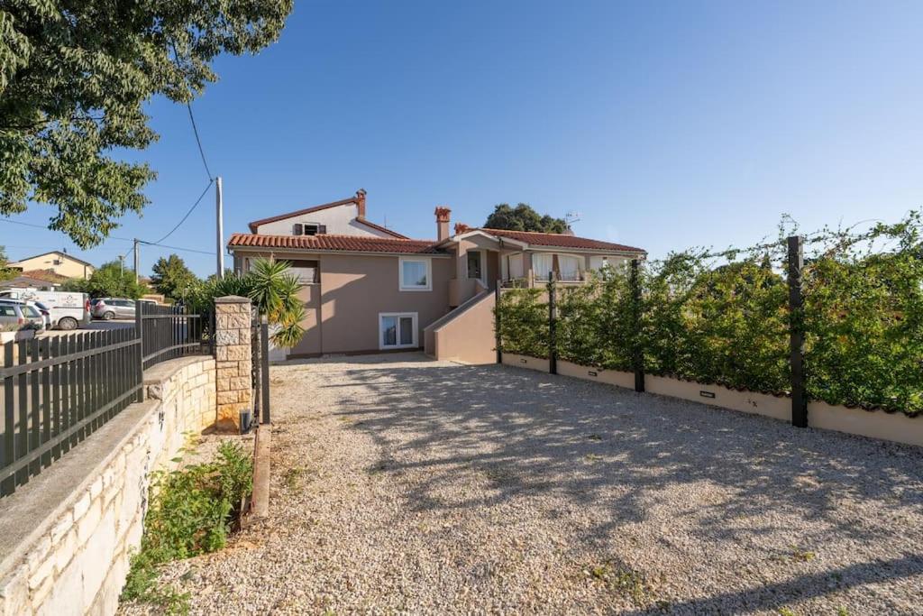 Villa Corinna Kukci Экстерьер фото